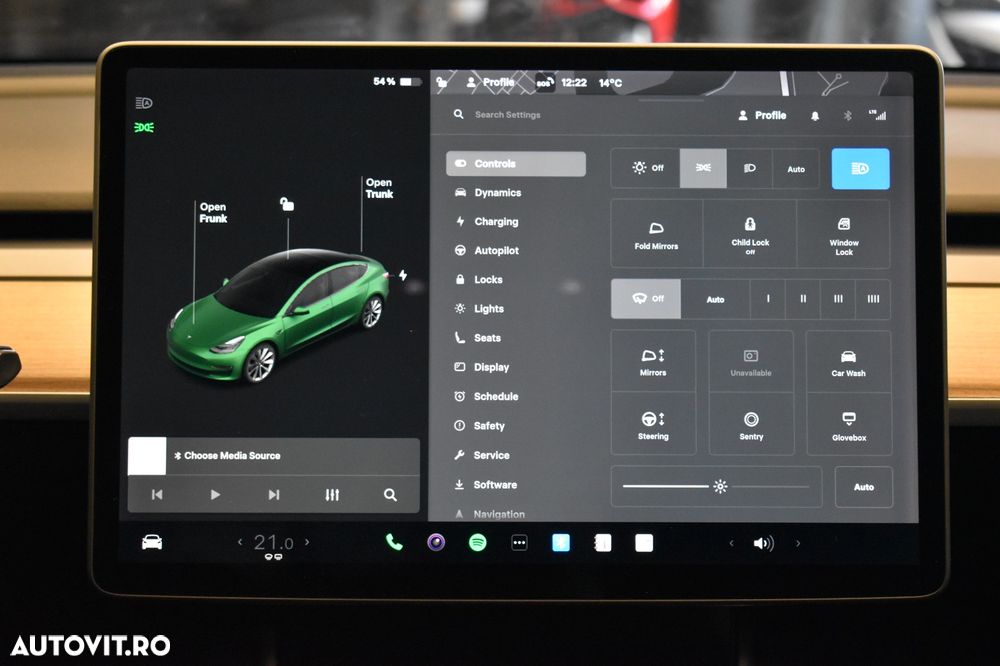 Tesla Model 3 Standard Reichweite Plus Hinterradantrieb - 13