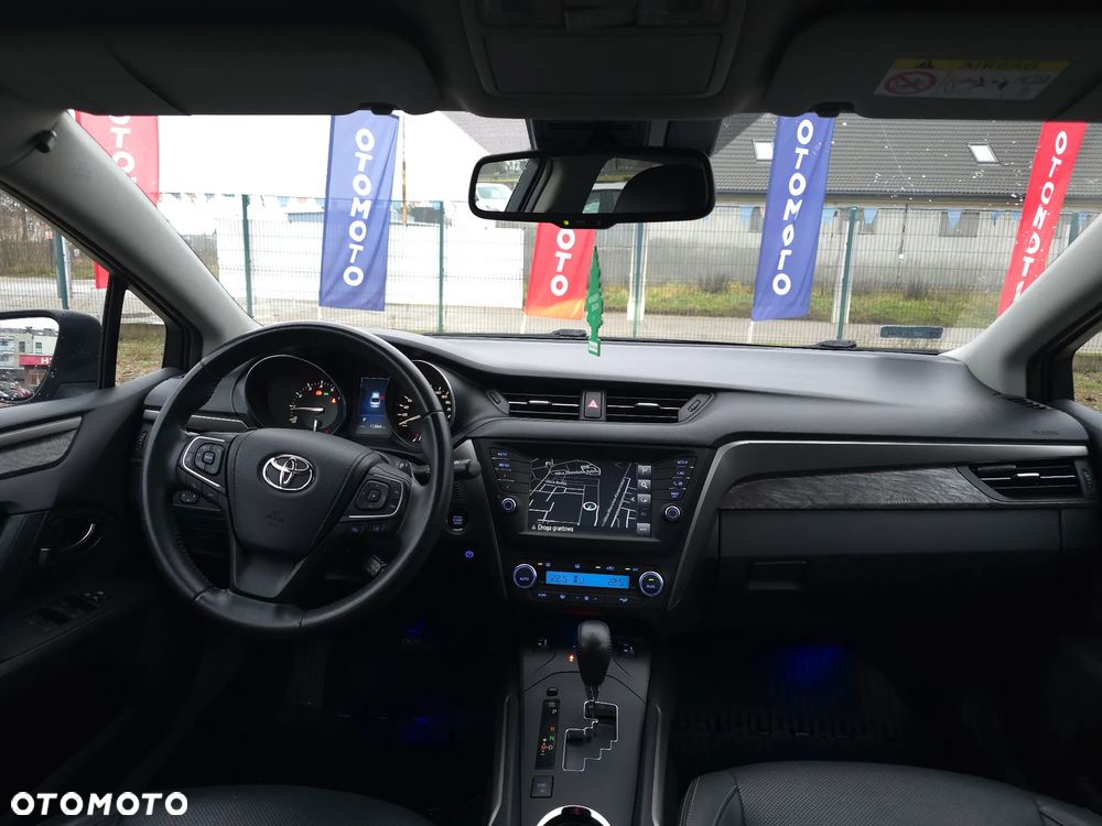 Toyota Avensis 2.0 Prestige NAVI MS - 38