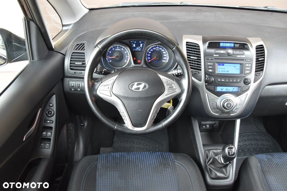 Hyundai ix20 1.4 blue YES Silver - 22