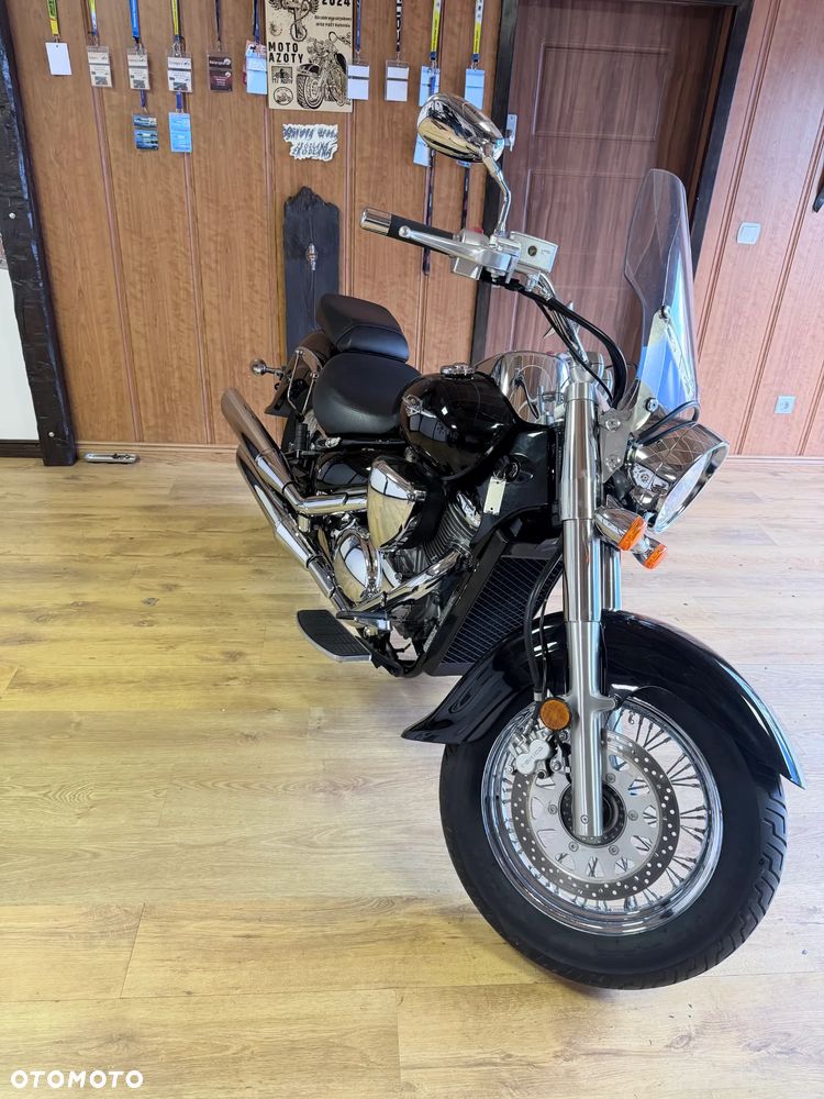 Suzuki Boulevard - 8