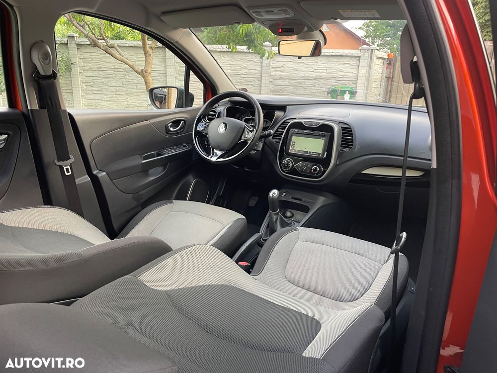 Renault Captur - 23