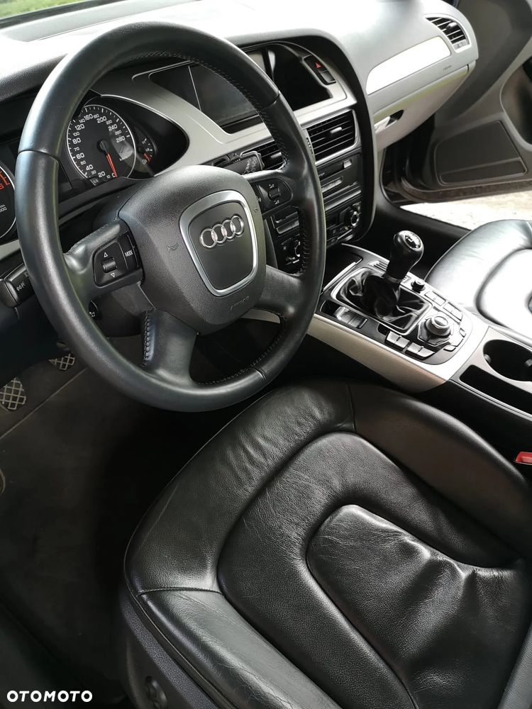 Audi A4 Avant 2.0 TDI - 4