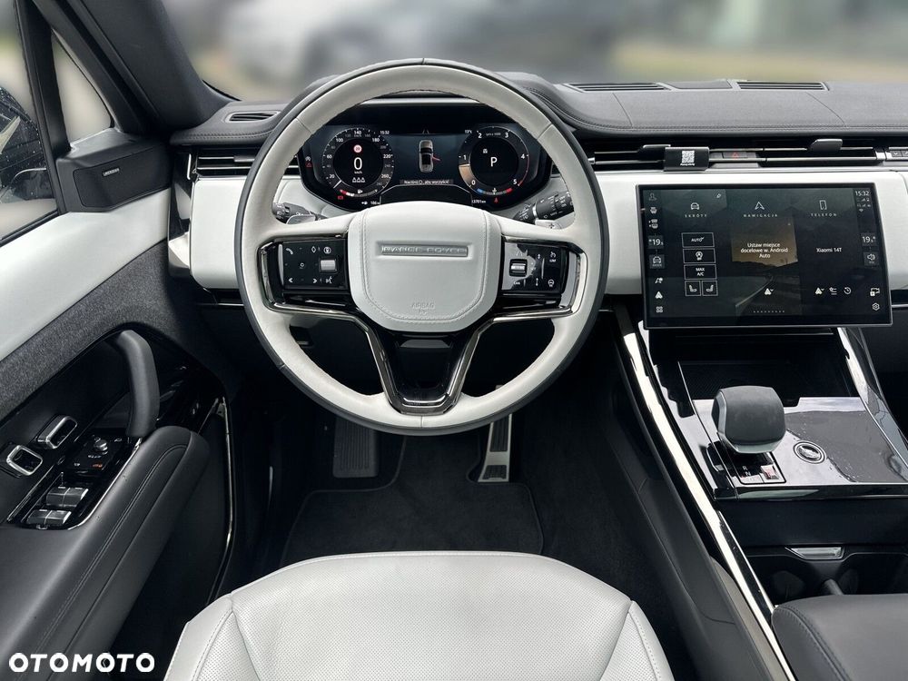 Land Rover Range Rover Sport - 17