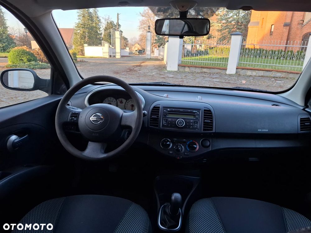 Nissan Micra 1.2 Visia + - 11