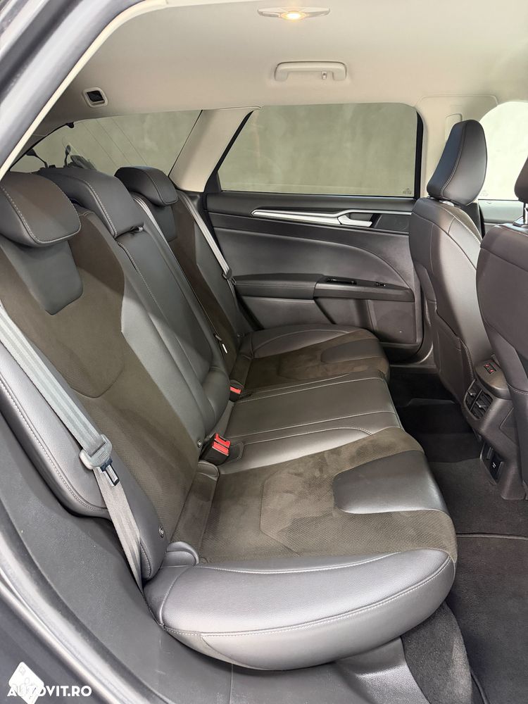 Ford Mondeo 2.0 TDCi Titanium - 13