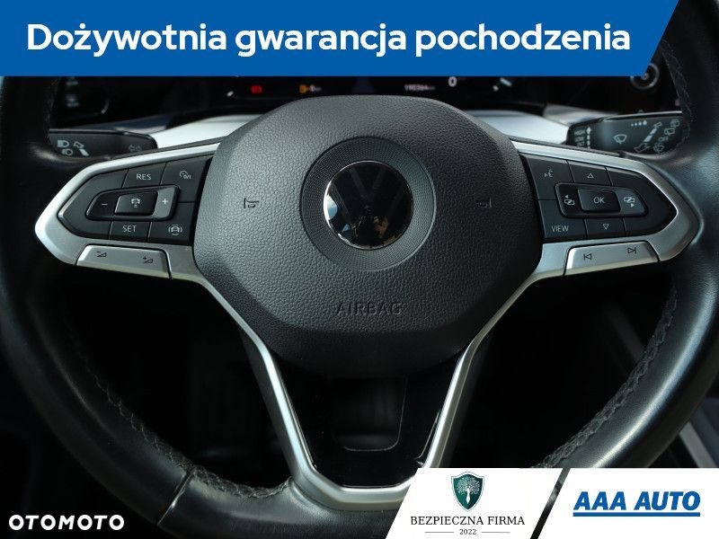 Volkswagen Golf - 21
