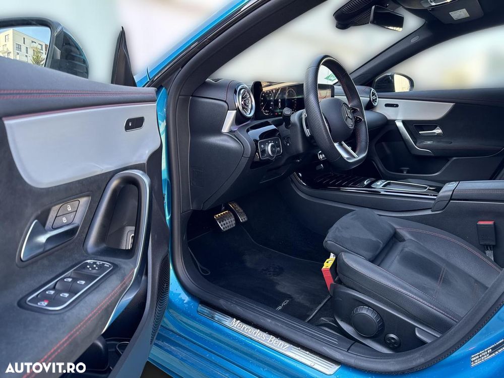 Mercedes-Benz CLA 250 e Coupe - 9