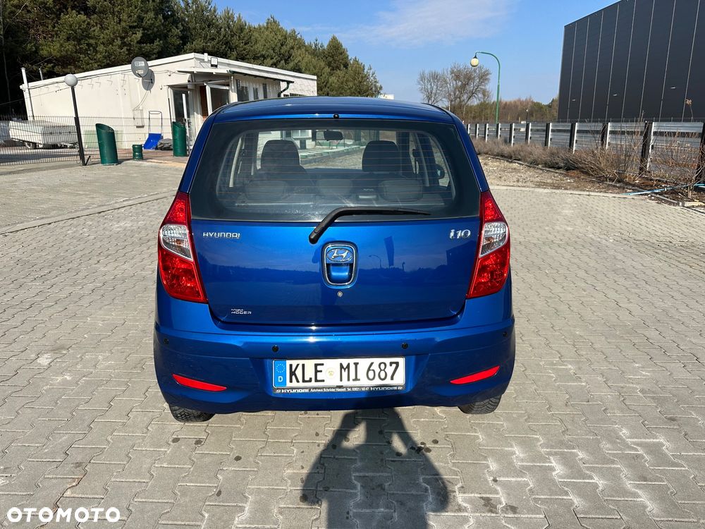 Hyundai i10 1.1 Premium - 17