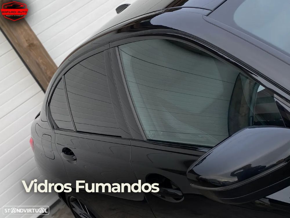 BMW 330 e Aut. M Sport - 13