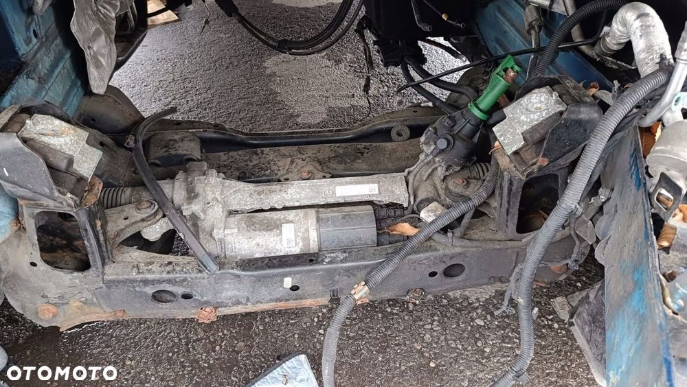 KOŁYSKA WÓZEK SANKI PRZÓD TRAWERS MERCEDES SPRINTER 907 EUROPA - 1