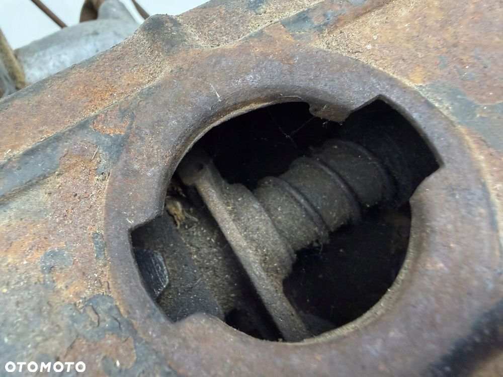 SILNIK S21 FSO Warszawa 223 224 Żuk Nysa Tarpan 2.1 benzyna benzynowy PRL - 9