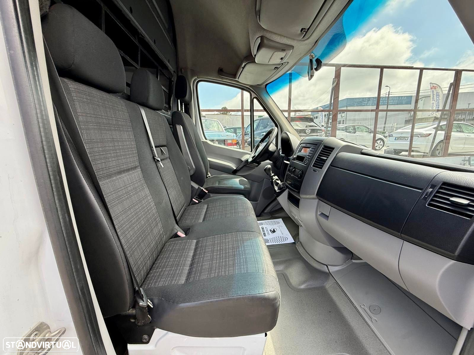 Mercedes-Benz 316 tecto alto - 10