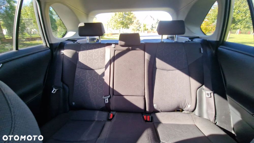 Toyota RAV4 Hybrid Premium 4x4 - 19