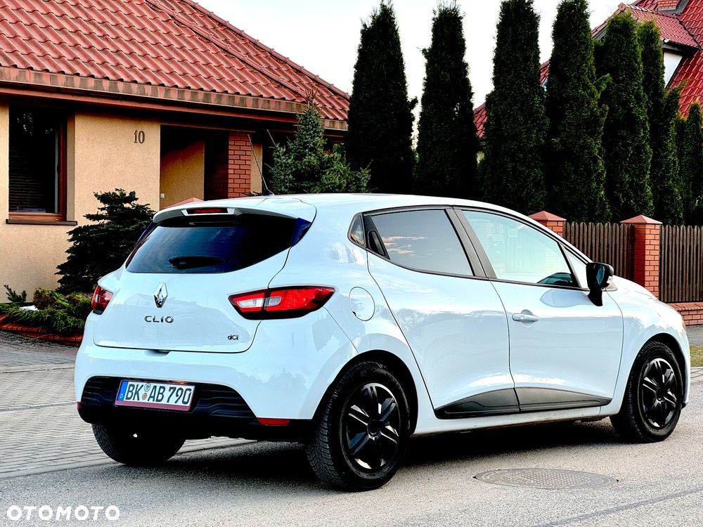 Renault Clio - 22