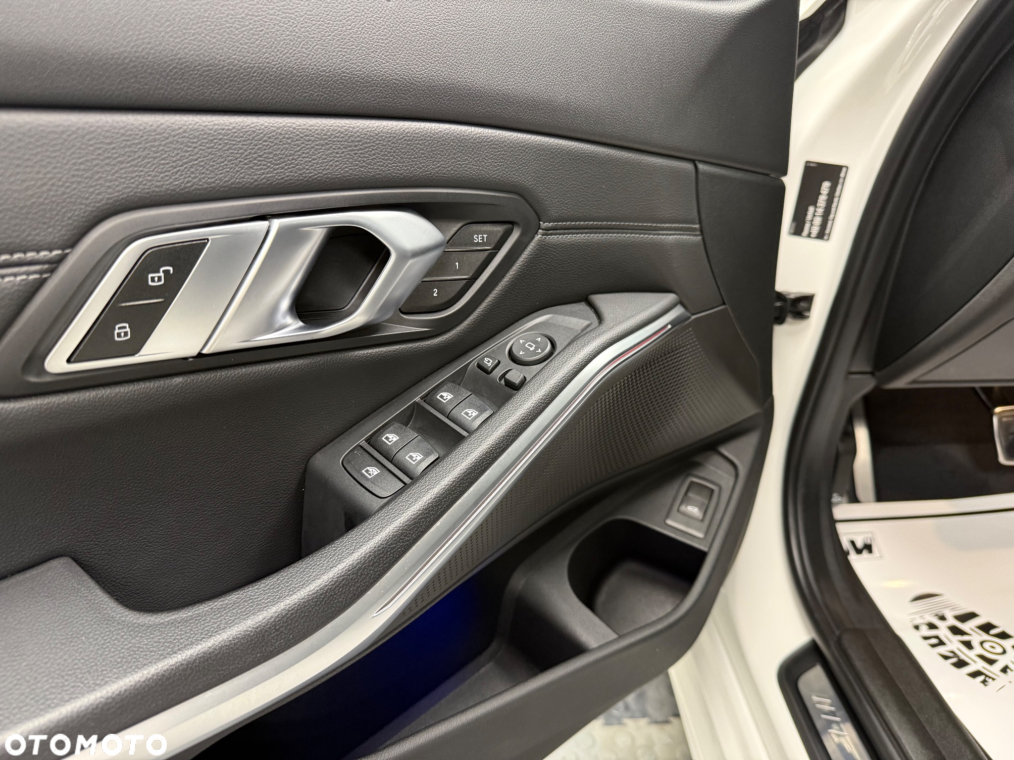 BMW Seria 3 320i M Sport sport - 14