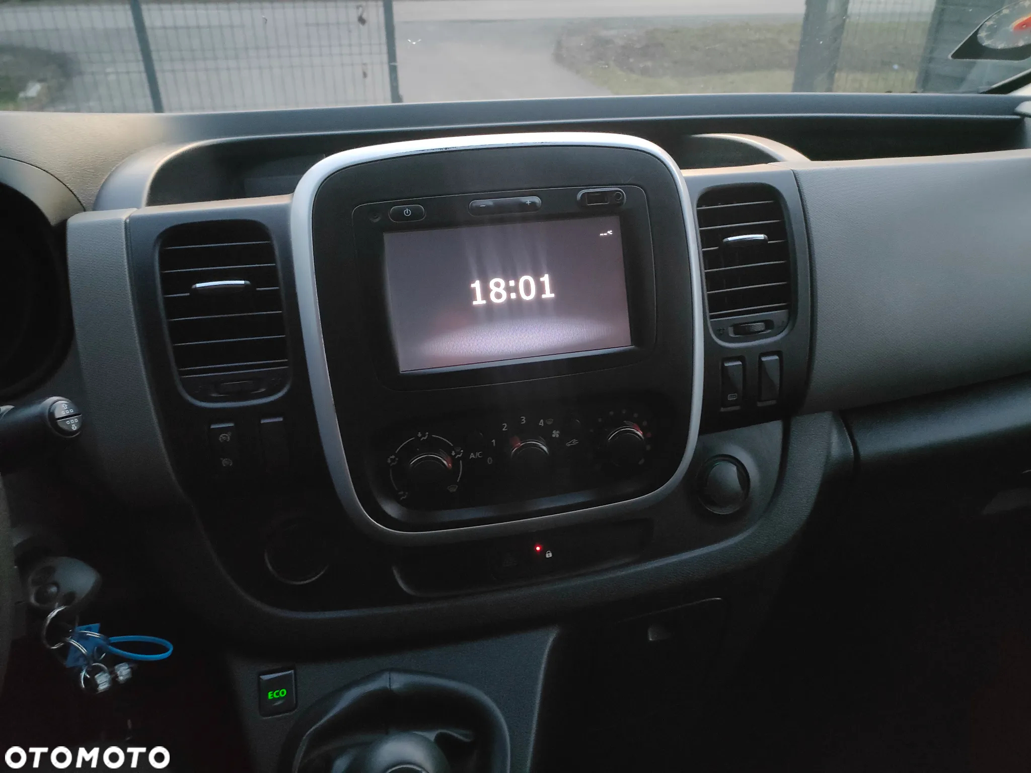 Renault TRAFIC 2017r 1,6 DCI 120 KM L1H1 EURO6 KLIMA - 12