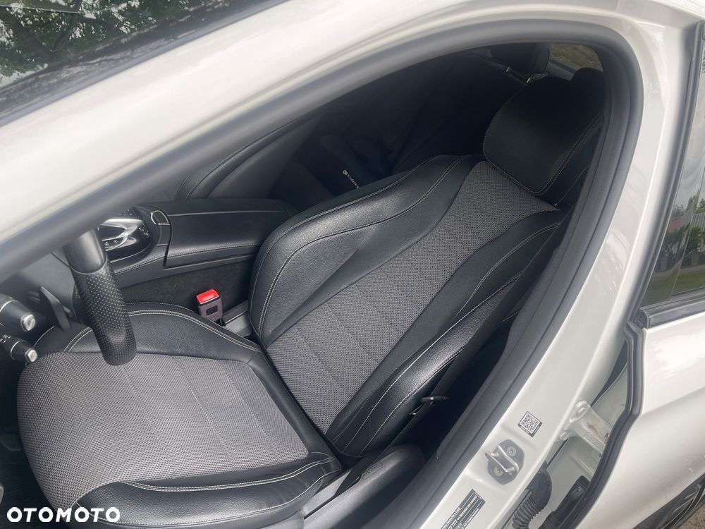 Mercedes-Benz Klasa E 220 d 9G-TRONIC - 14