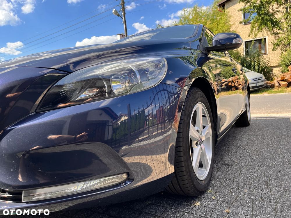 Volvo V40 D2 Momentum - 7
