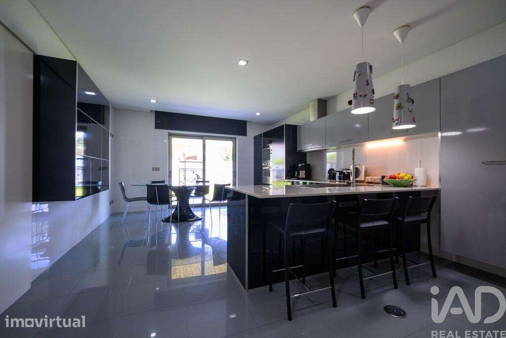 Moradia isolada T4 em Oliveira do Bairro de 540 m2 - Grande imagem: 4/40