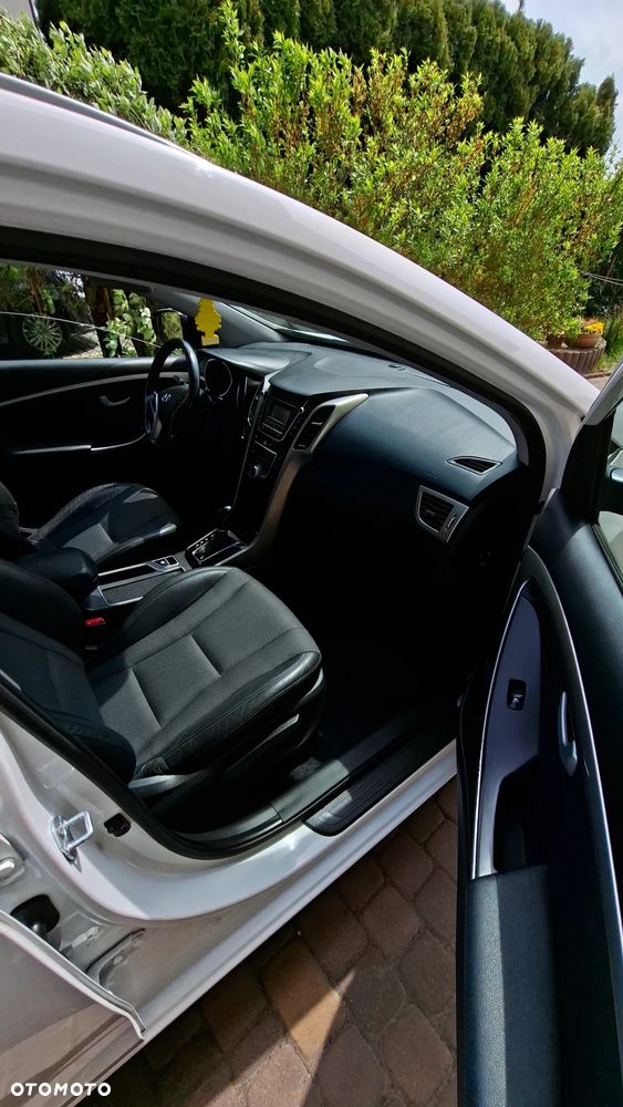 Hyundai i30 Kombi 1.6 GDi DCT Premium - 20