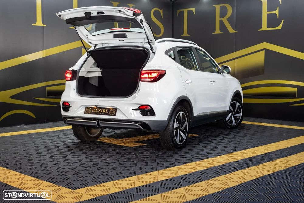 MG ZS EV 72.6 kWh Luxury - 8