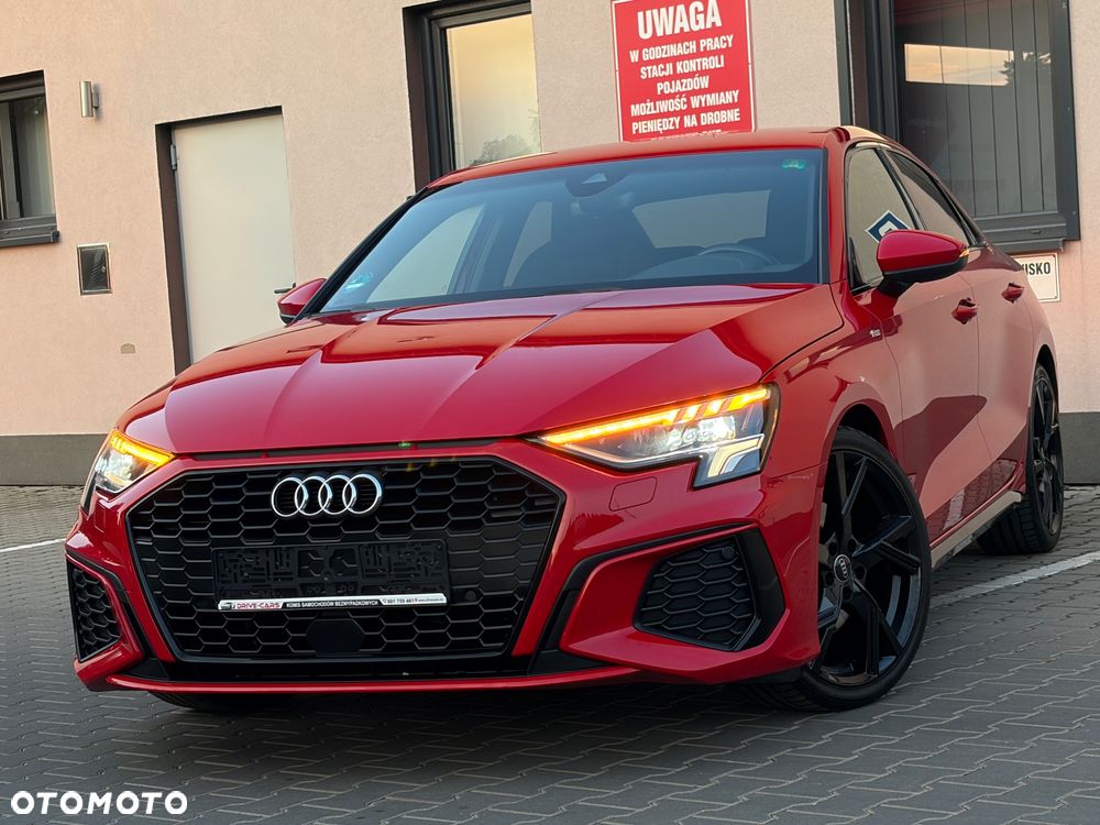 Audi A3 Limousine 35 TFSI S tronic S line - 1