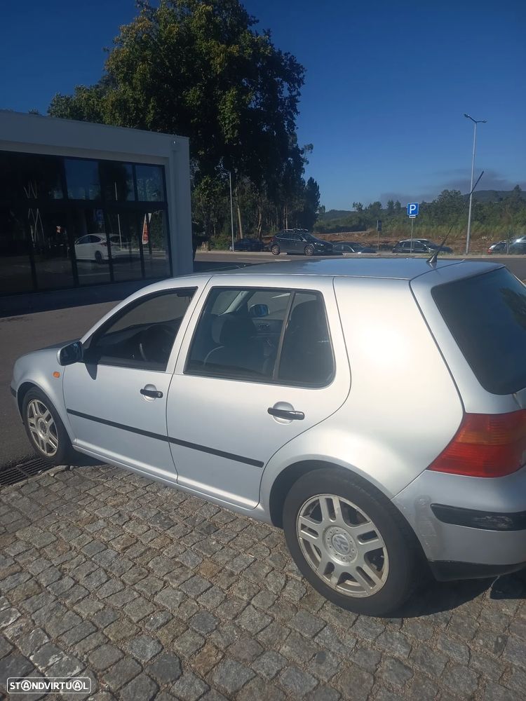 VW Golf 1.4i Confortline - 6
