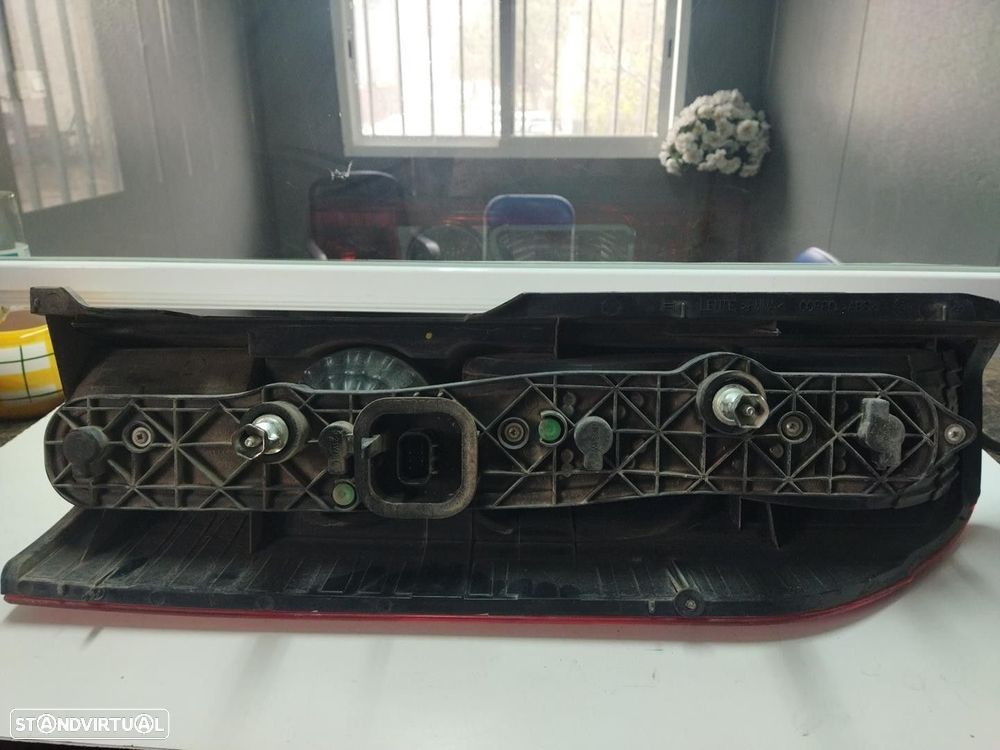 FAROLIM TRASEIRO ESQUERDO CITROEN JUMPER FURGÃO 2012 - - 2