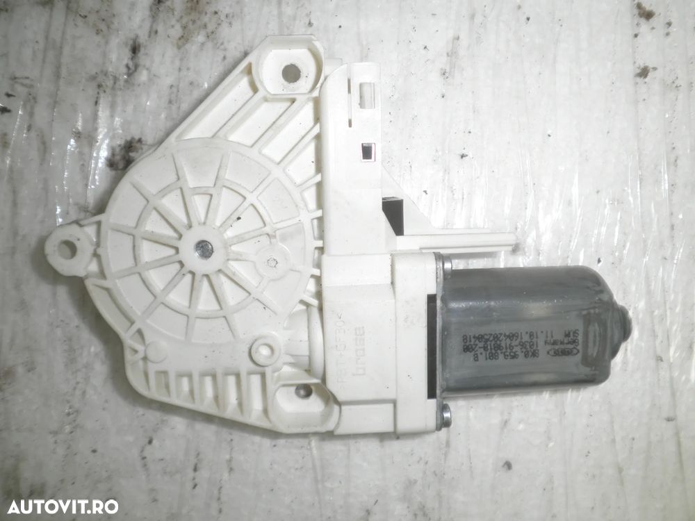 Motoras macara geam stanga fata Audi Q3, Q5, A6 C7, 8K0959801B