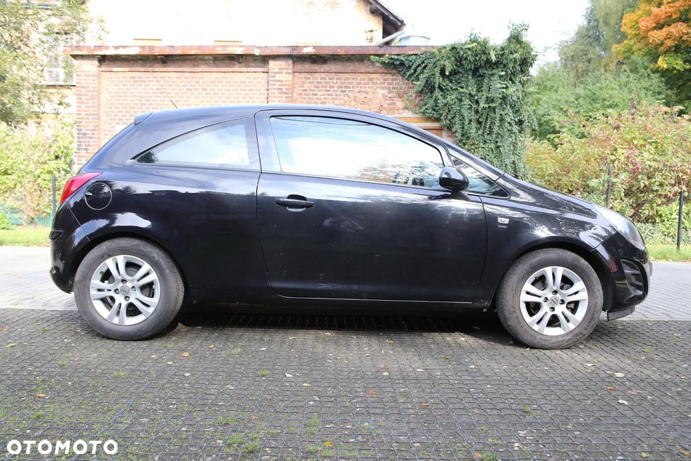 Opel Corsa 1.4 16V Energy - 4