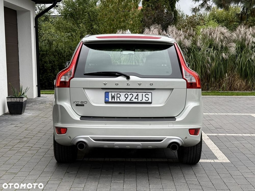 Volvo XC 60 DRIVe R Design - 6