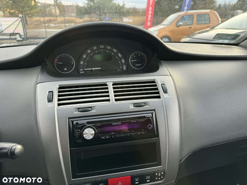 Tata Indica 1.4 Safire - 12