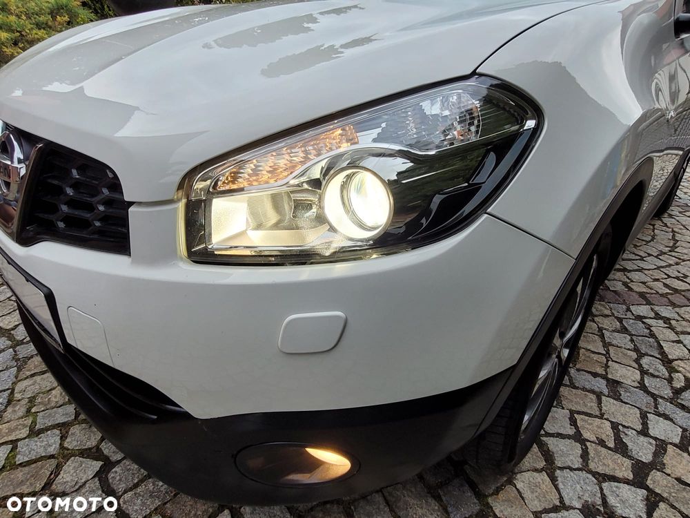 Nissan Qashqai 2.0 4x4 Tekna - 36