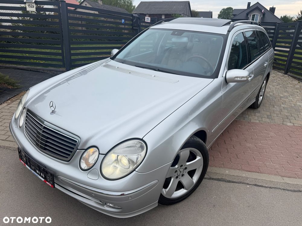 Mercedes-Benz Klasa E 500 4-Matic T Avantgarde - 25