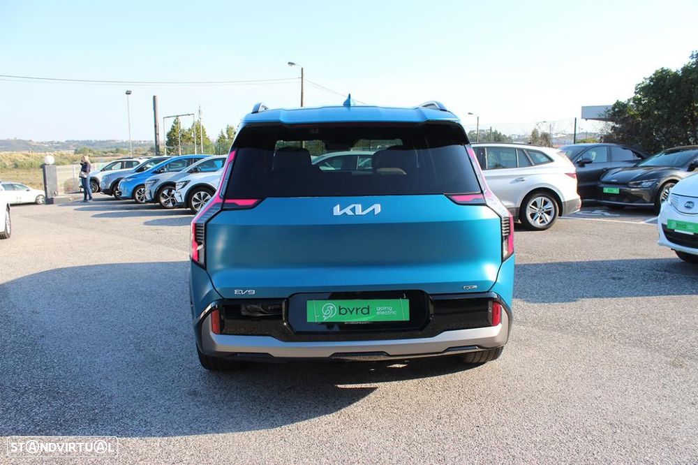 Kia EV9 99,8-kWh AWD GT-line 6L - 9