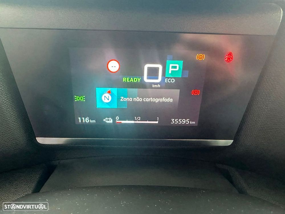 Citroën e-C4 50 kWh Shine — fotografia 16