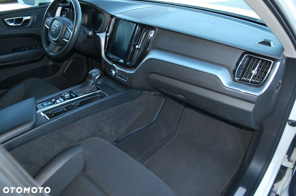Volvo XC 60 - 33