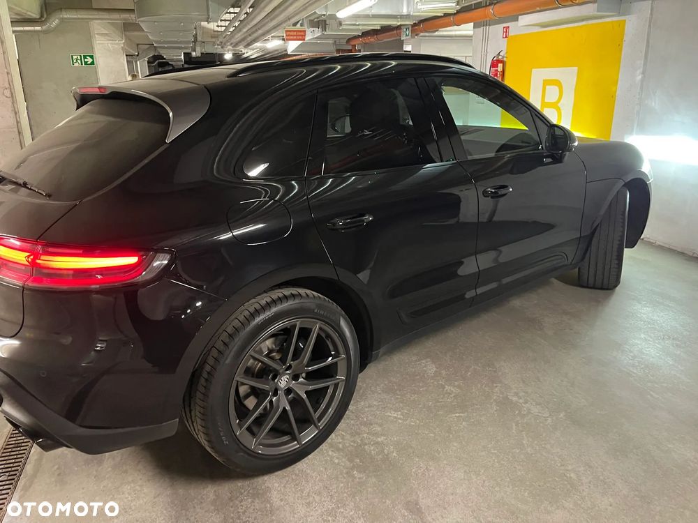 Porsche Macan T - 11