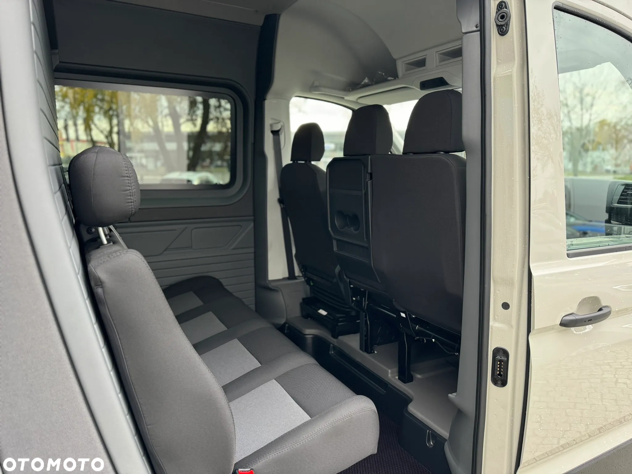 Volkswagen Crafter Maxi Furgon - 29