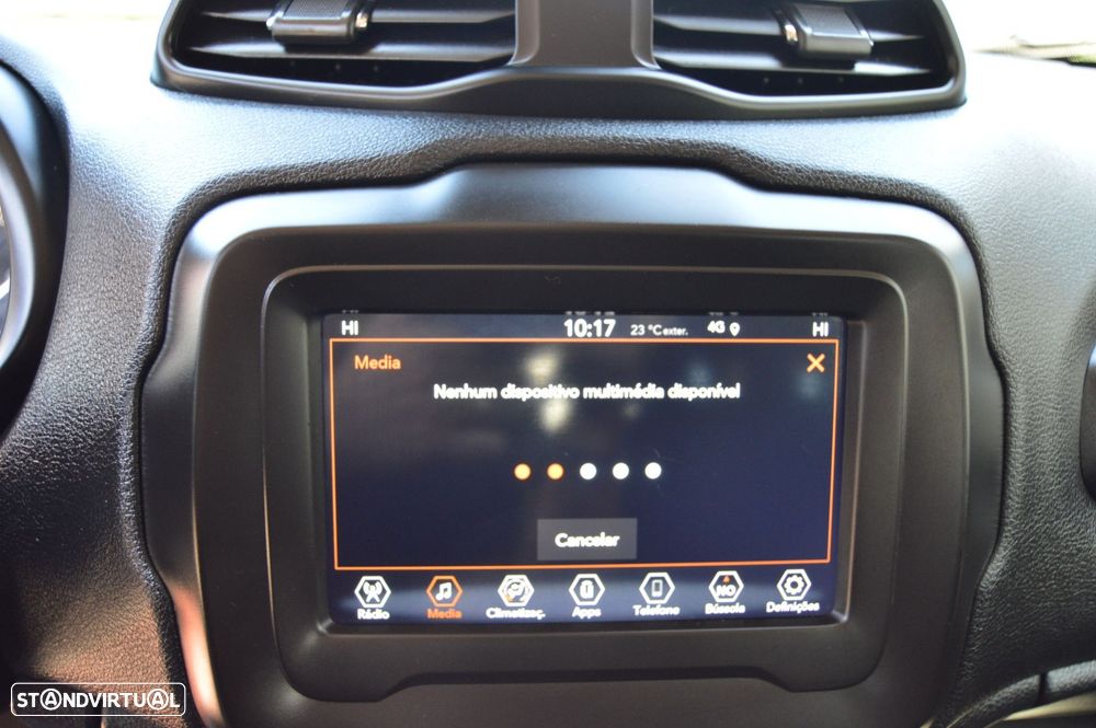 Jeep Renegade 1.0 T Limited - 32