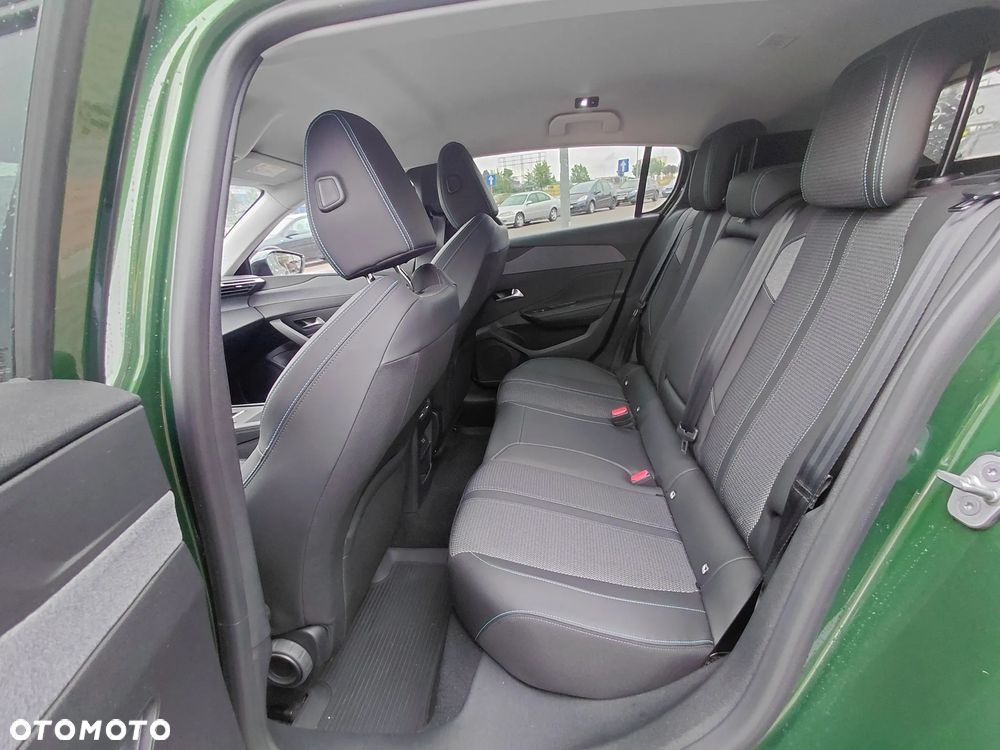 Peugeot 308 1.2 PureTech Allure Pack S&S EAT8 - 11
