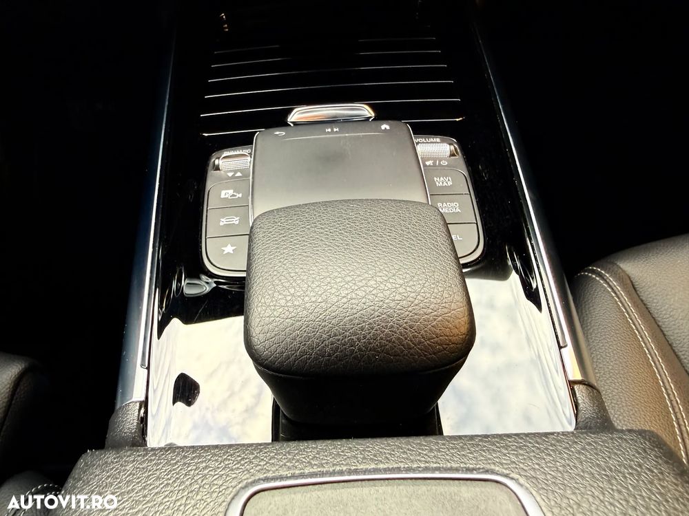 Mercedes-Benz GLA 250 e 8G-DCT Special Edition - 21