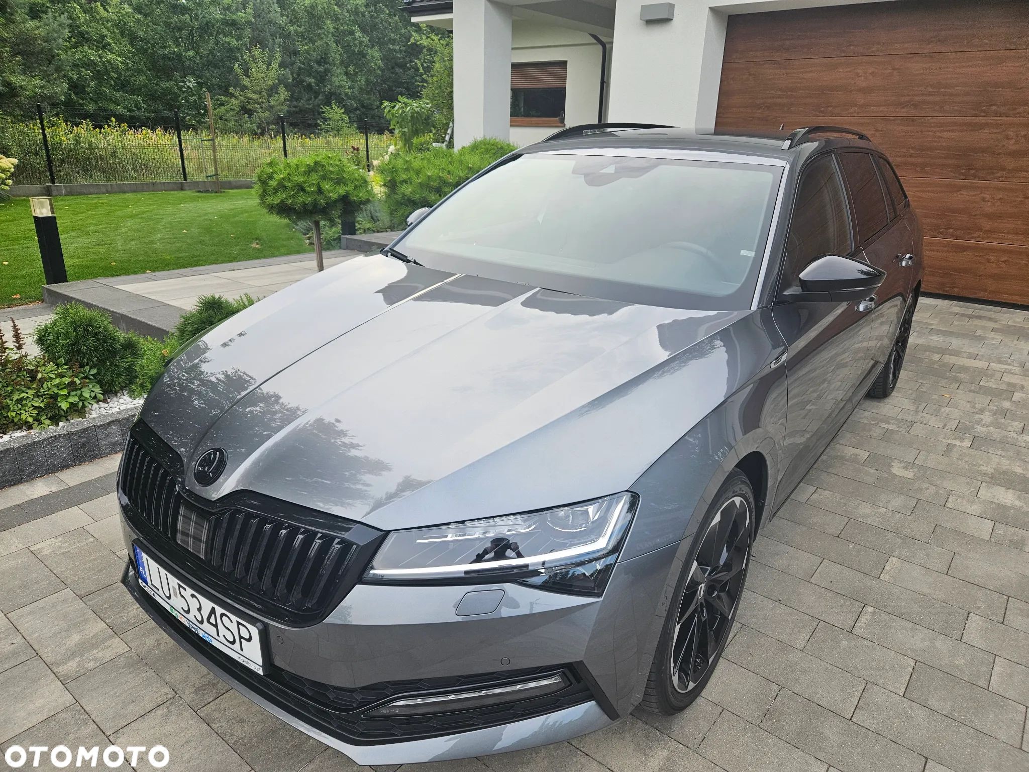 Skoda Superb 2.0 TSI Sportline DSG - 1