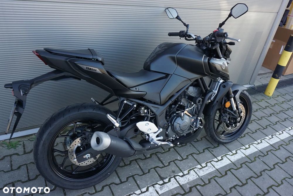 Yamaha MT - 3