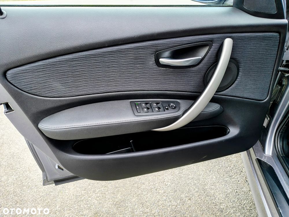 BMW Seria 1 116i - 15