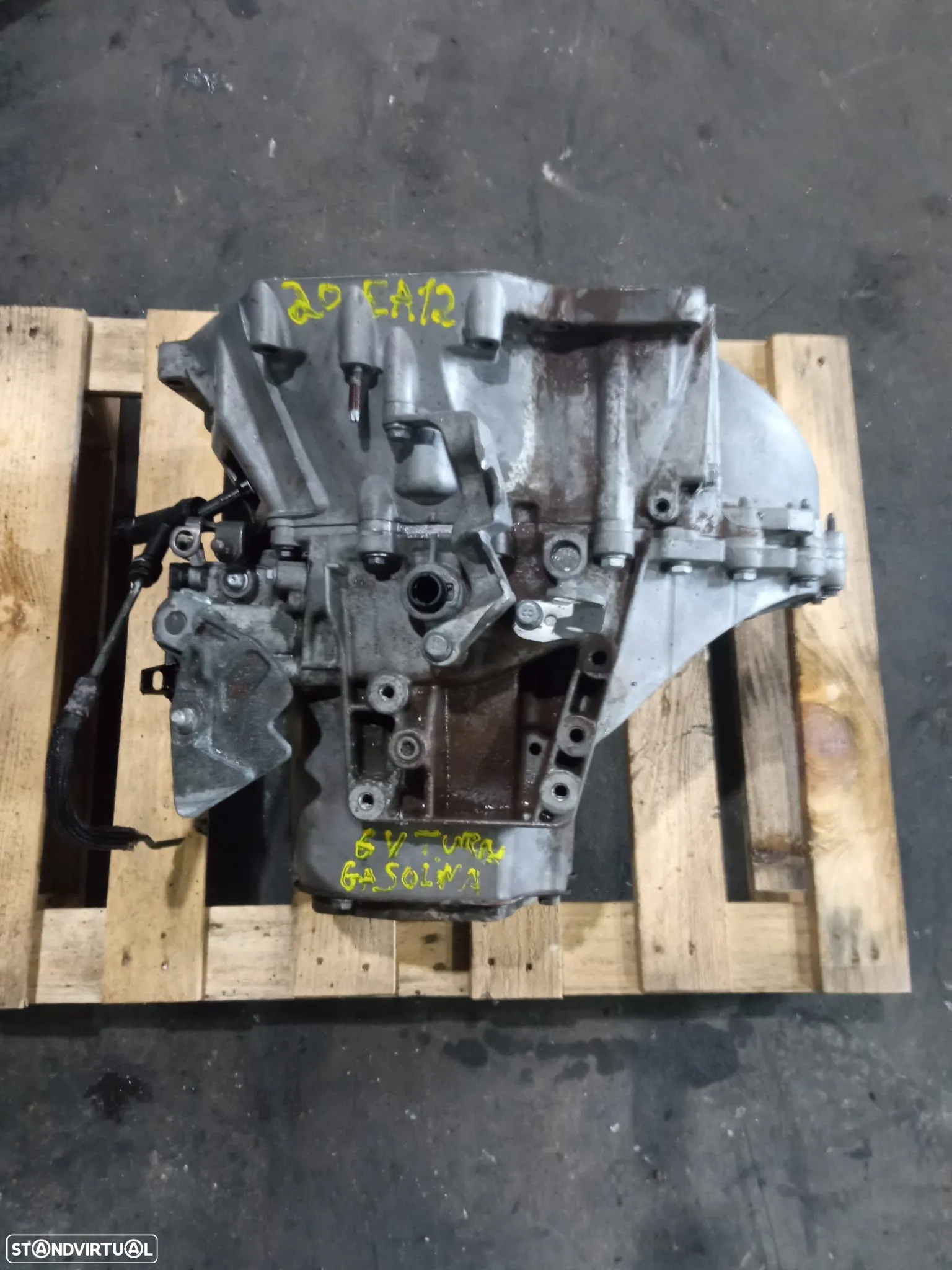 Caixa de velocidades Peugeot 5008 e 3008 1.6 16V REF: 20EA12 - 8