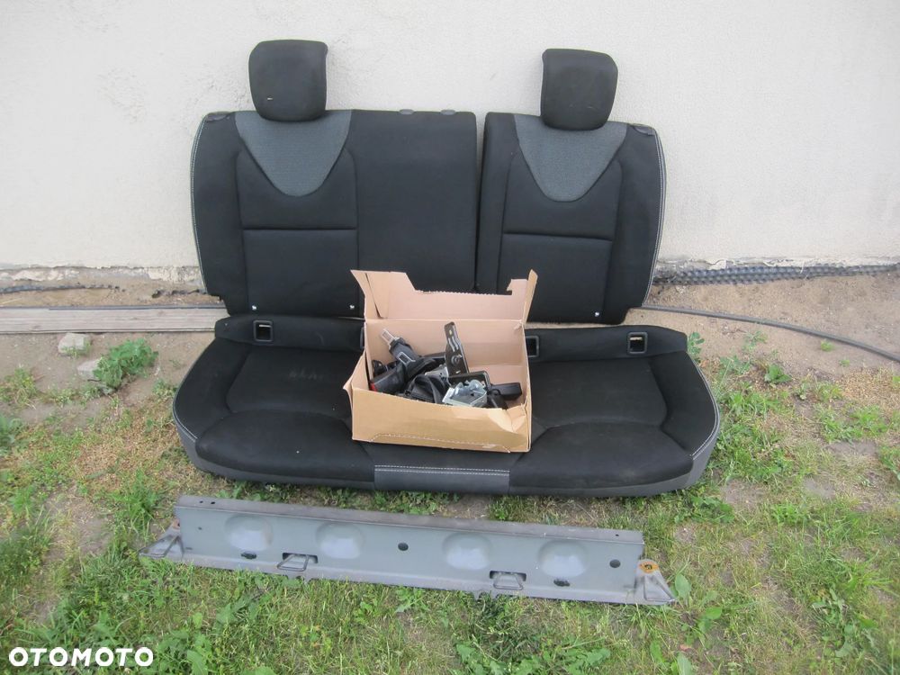clio iv 5 drzwi kanapa tylna pasy - 1