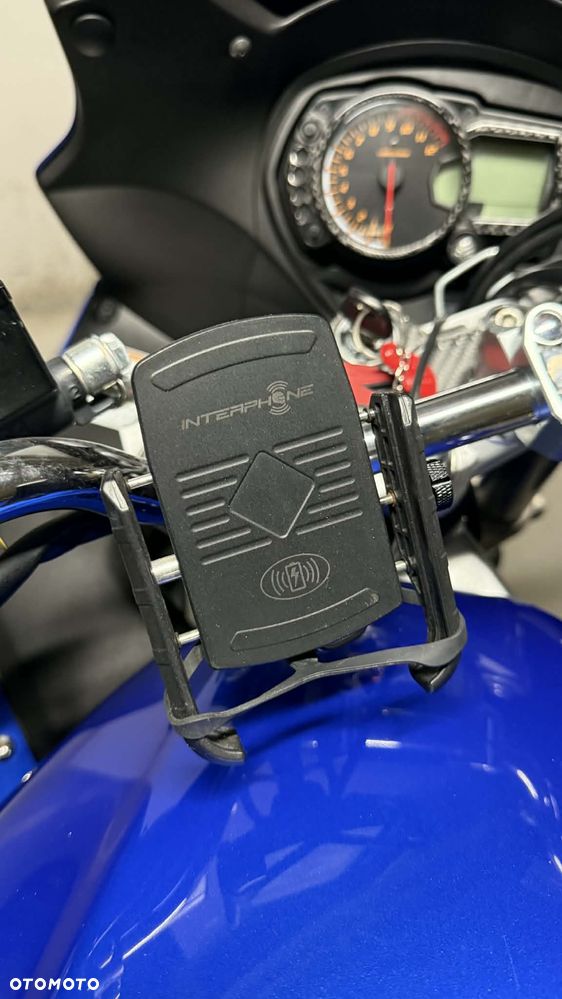 Suzuki GSX - 18