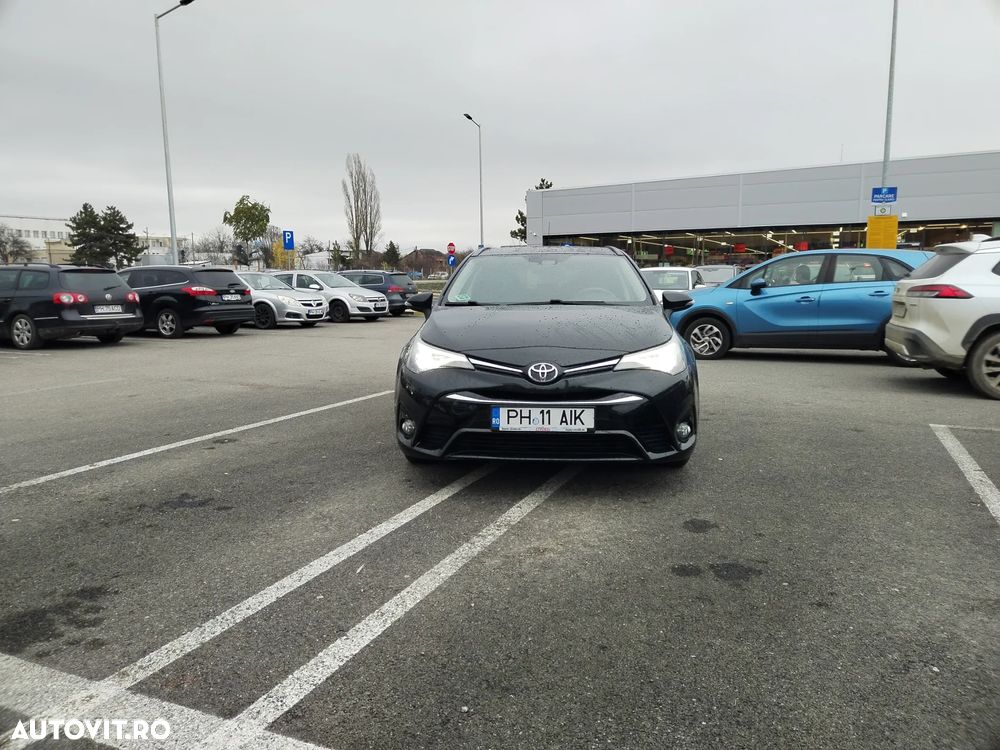 Toyota Avensis Combi 1.8 Comfort - 3