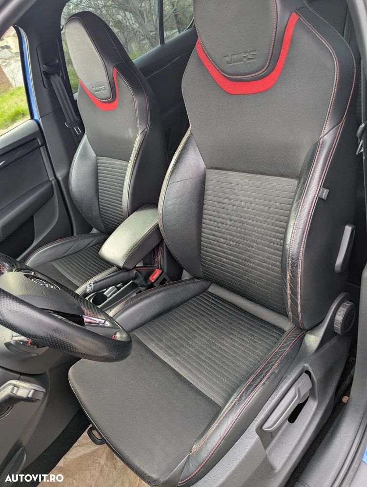 Skoda Octavia 2.0 TDI DSG RS - 12